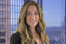 <p><b>Director - Joined 2001</b></p>
											
											<p>Alejandra Murphy is a Director and Head of Portfolio and Fund Operations at Payden & Rygel.  She leads the firm's Registered Investment Company operations, SMA client reporting and reconciliation group, and asset set-up and support teams.  Previously, she was a project manager in the firm's technology team, responsible for the development and support of applications for clients and internal teams, including the delivery of regulatory reporting solutions for European insurance clients and pension funds. Alejandra is a member of the Board of Directors of Payden Global SIM S.p.A. </p> 
											<p>Prior to joining Payden & Rygel, Alejandra was a Product Consultant for SS&C in Boston where she worked with clients to optimize their use of PORTIA accounting software.</p> 
											<p>Alejandra Murphy earned a BA in Economics and French from Wheaton College in Boston, Massachusetts.  She is fluent in Spanish and proficient in French.  </p> 

								